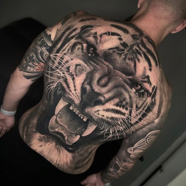 Black and Grey Realism by Jean-Henrique at No Regrets Miami